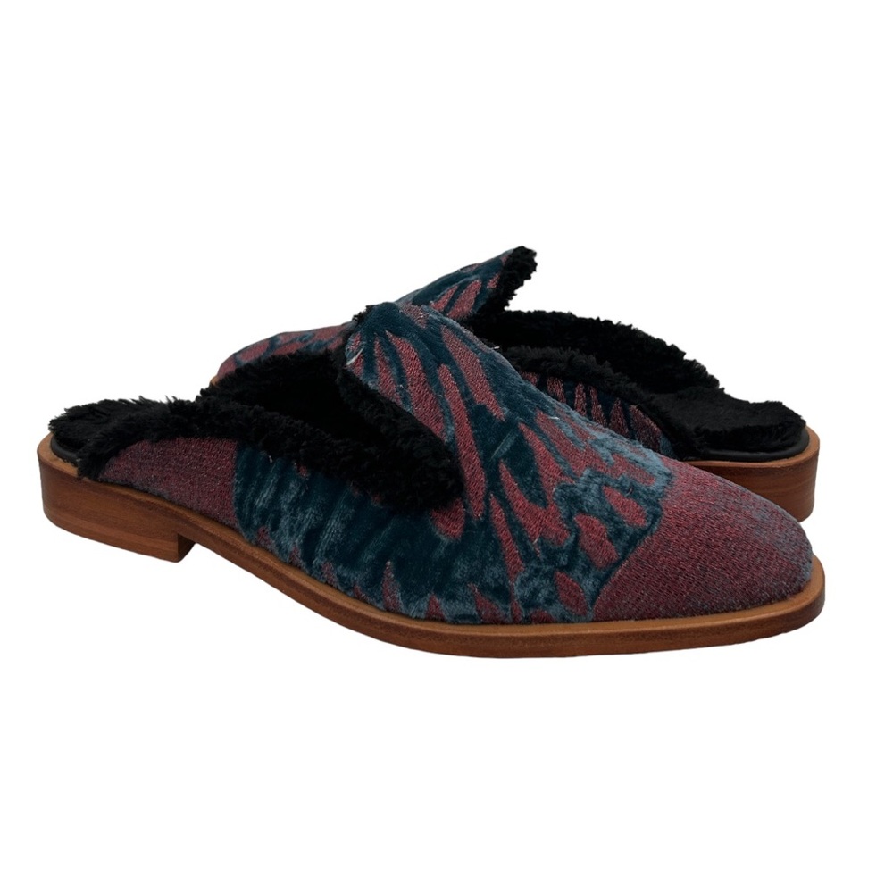Free People Butterfly Effect Velvet Mules (38)